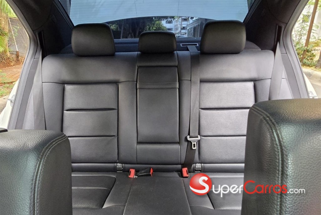 2011 Mercedes-Benz Clase E 350 — foto 9 / 12