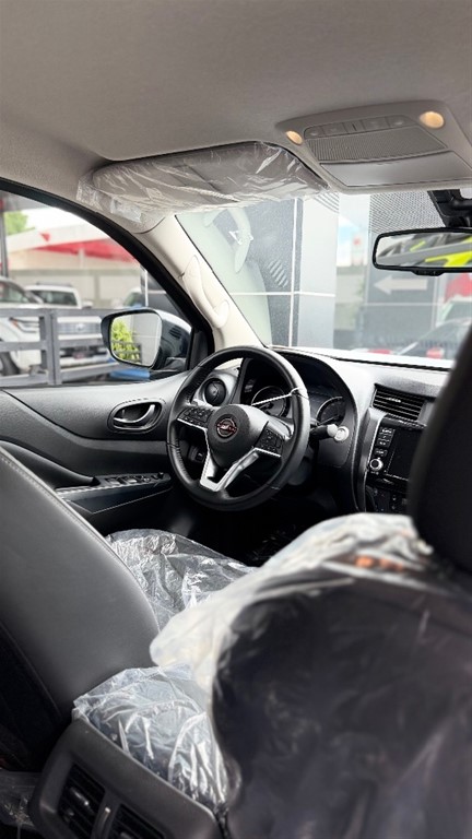2026 Nissan Navara PRO X4 — foto 2 / 12
