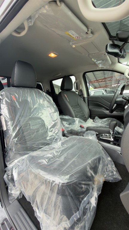 2026 Nissan Navara PRO X4 — foto 3 / 12