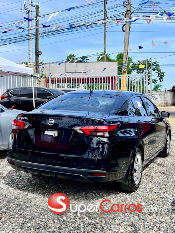 2020 Nissan Versa SV — foto 9 / 9
