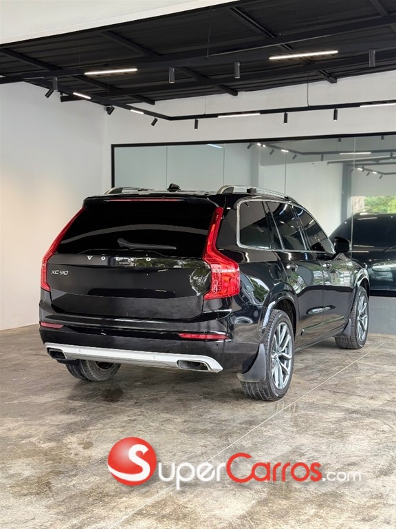 2019 Volvo XC90 Momentum T6 — foto 5 / 11