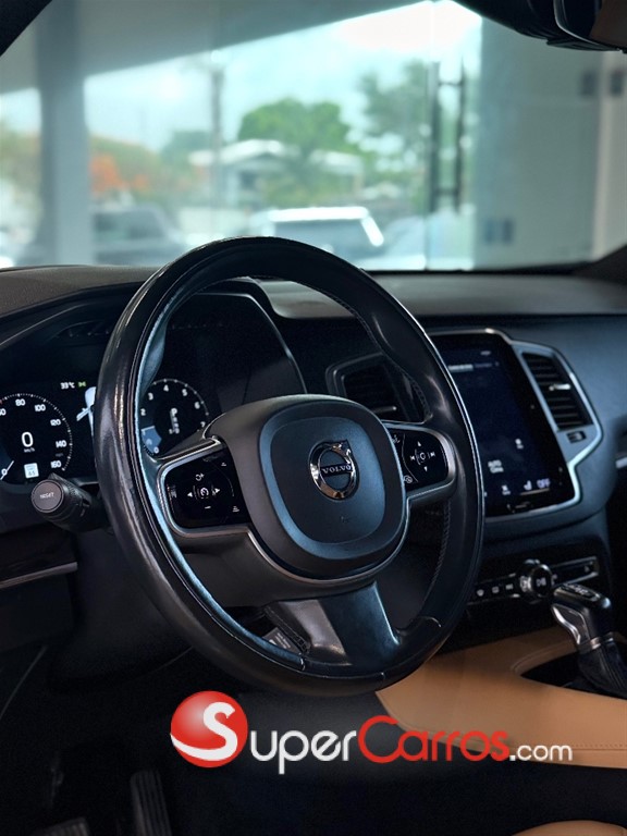 2019 Volvo XC90 Momentum T6 — foto 8 / 11