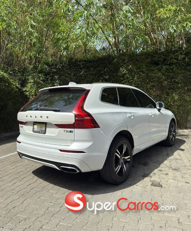 2018 Volvo XC60 T5 R Design — foto 4 / 10