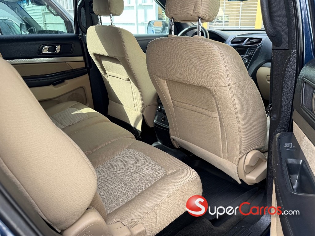 2017 Ford Explorer — foto 5 / 12