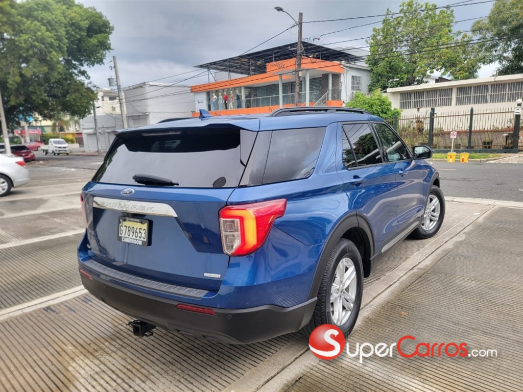 2020 Ford Explorer XLT — foto 2 / 9