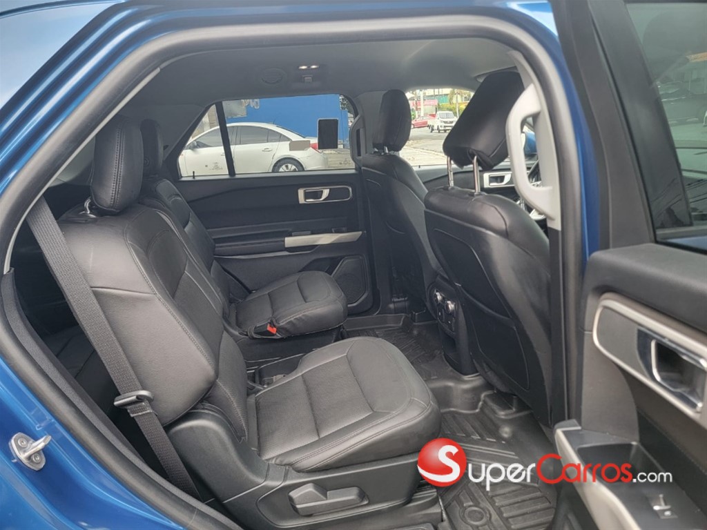 2020 Ford Explorer XLT — foto 8 / 9