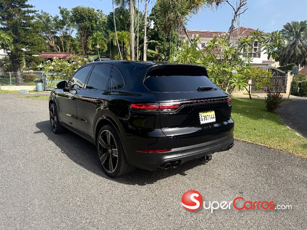 2021 Porsche Cayenne E-Hybrid — foto 2 / 10