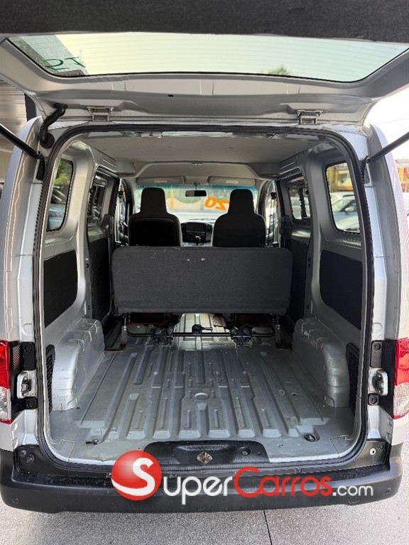 2020 Nissan NV 200 — foto 12 / 12