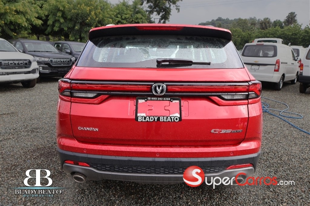 2027 Changan CS 35 Plus — foto 9 / 12