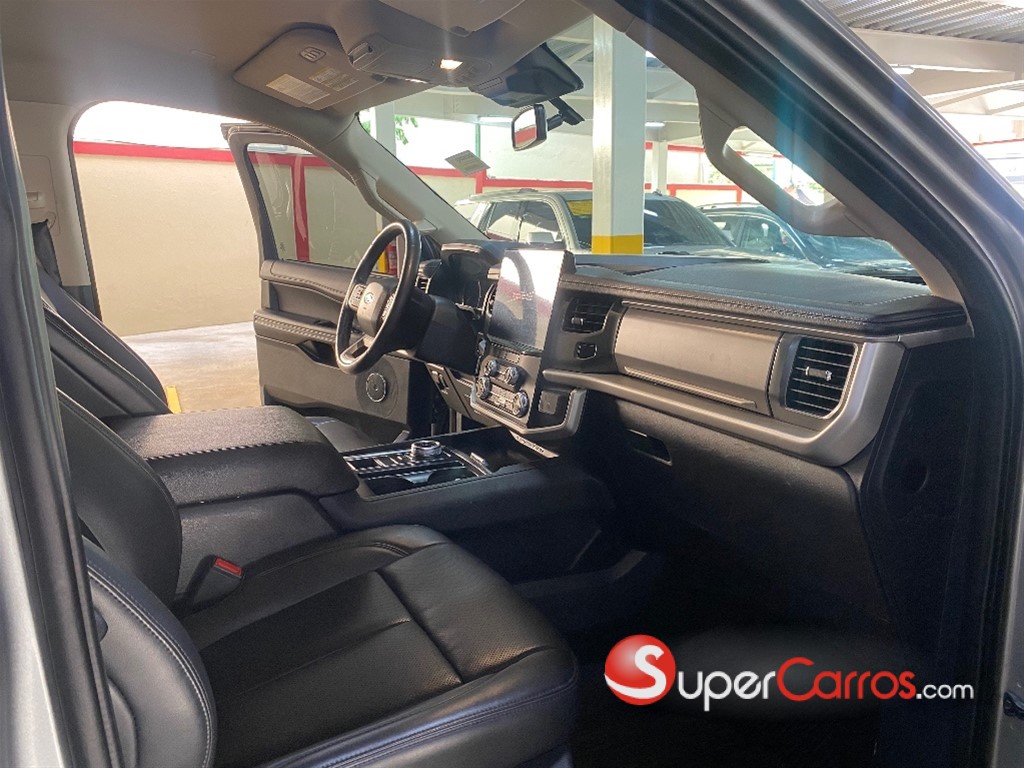 2024 Ford Expedition XLT — foto 7 / 12