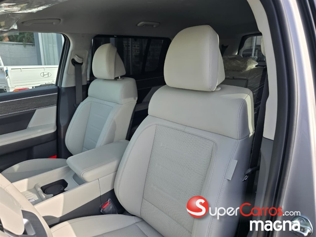 2026 Hyundai Grand Santa Fe — foto 8 / 10