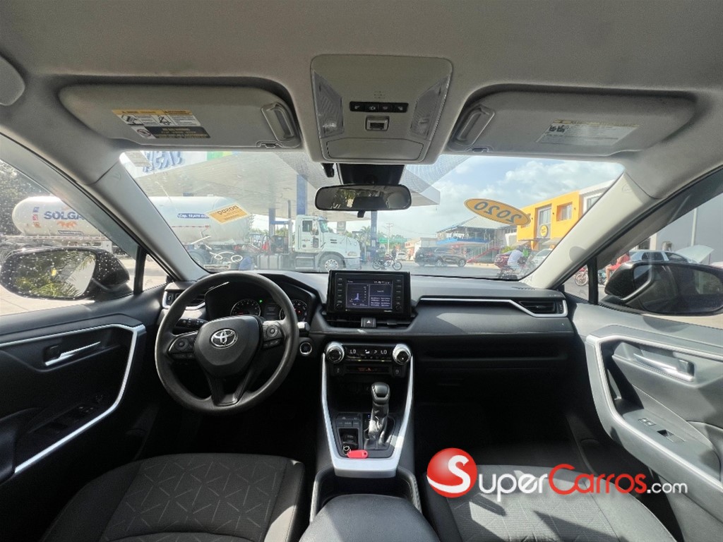 2020 Toyota RAV4 XLE — foto 11 / 11