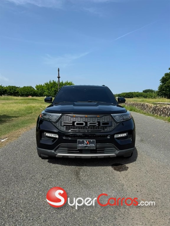 2021 Ford Explorer XLT — foto 9 / 9