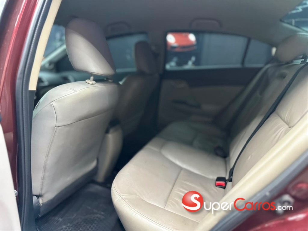 2015 Honda Civic LX — foto 8 / 8