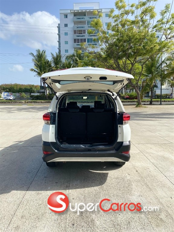 2020 Toyota Rush — foto 5 / 10