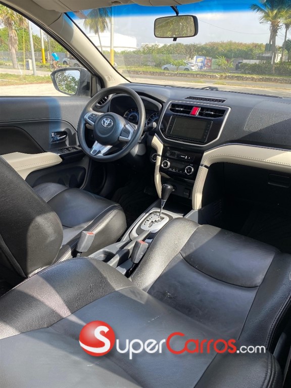 2020 Toyota Rush — foto 6 / 10