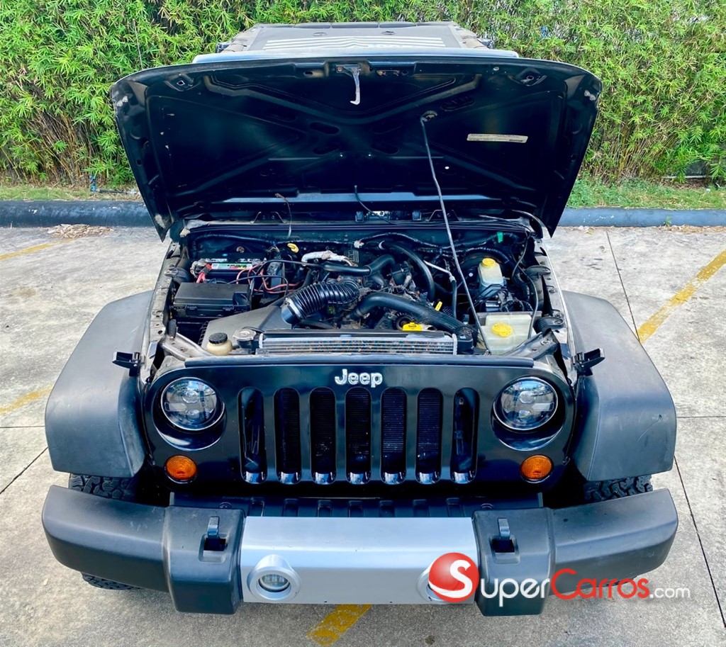2007 Jeep Wrangler — foto 8 / 12