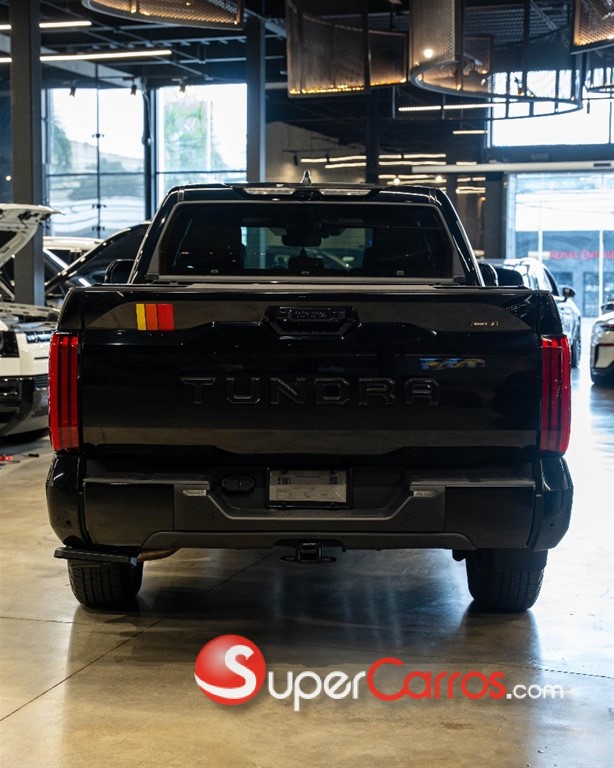 2025 Toyota Tundra TRD OFF ROAD — foto 4 / 11