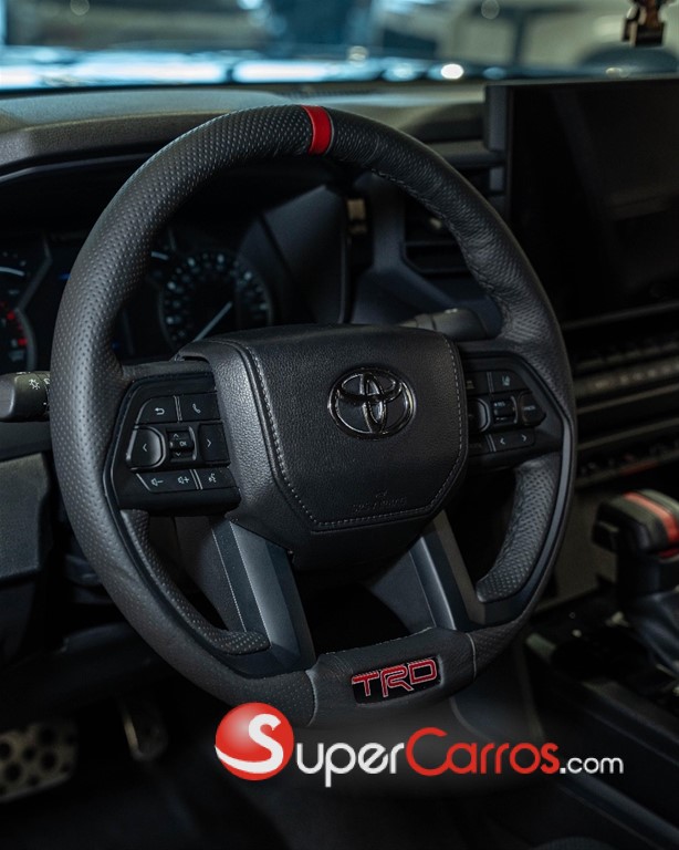 2025 Toyota Tundra TRD OFF ROAD — foto 6 / 11