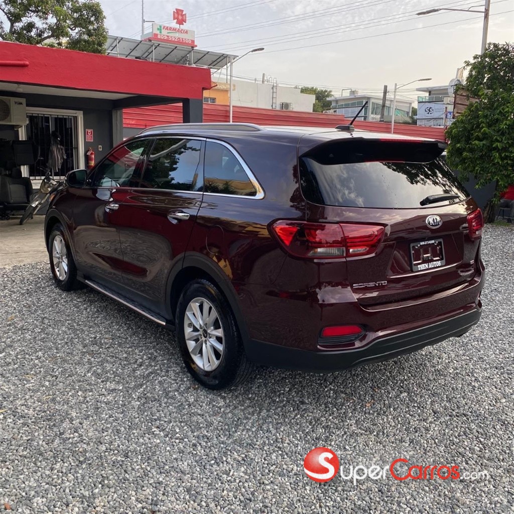 2020 Kia Sorento LX — foto 4 / 12