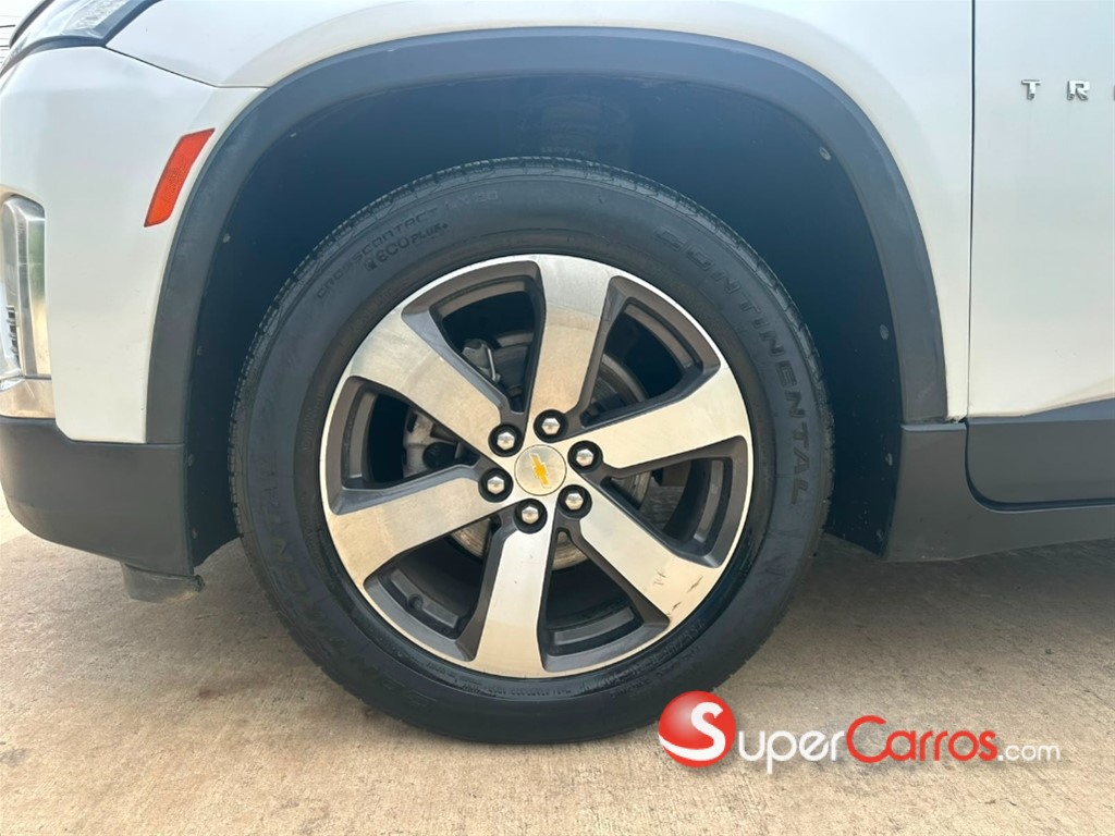 2022 Chevrolet Traverse LT — foto 2 / 12