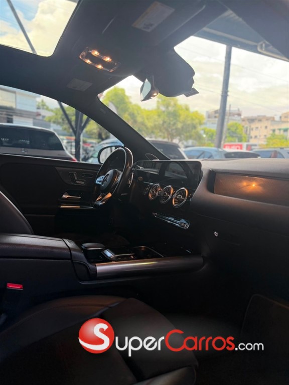 2021 Mercedes-Benz Clase GLA 35 AMG — foto 7 / 10
