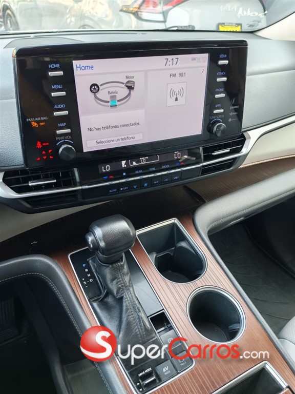 2021 Toyota Sienna LE — foto 2 / 10
