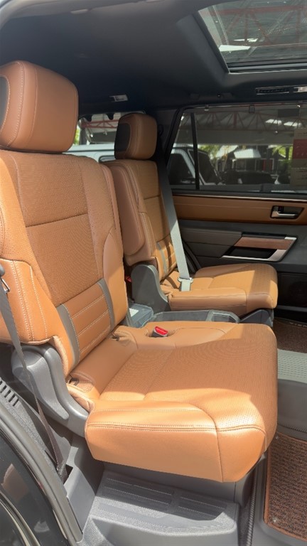 2026 Toyota Sequoia Capstone — foto 4 / 12