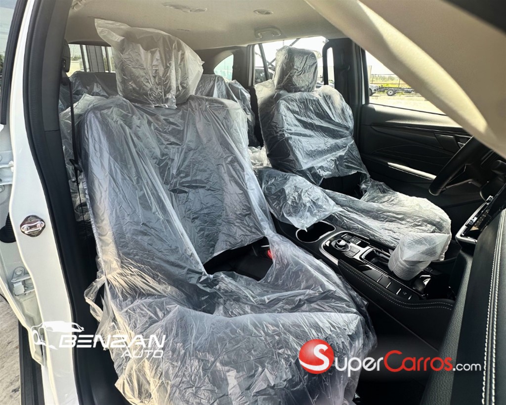 2027 Isuzu Mux — foto 5 / 9
