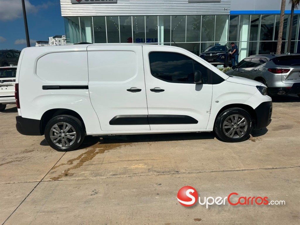 2024 Peugeot Partner — foto 8 / 12