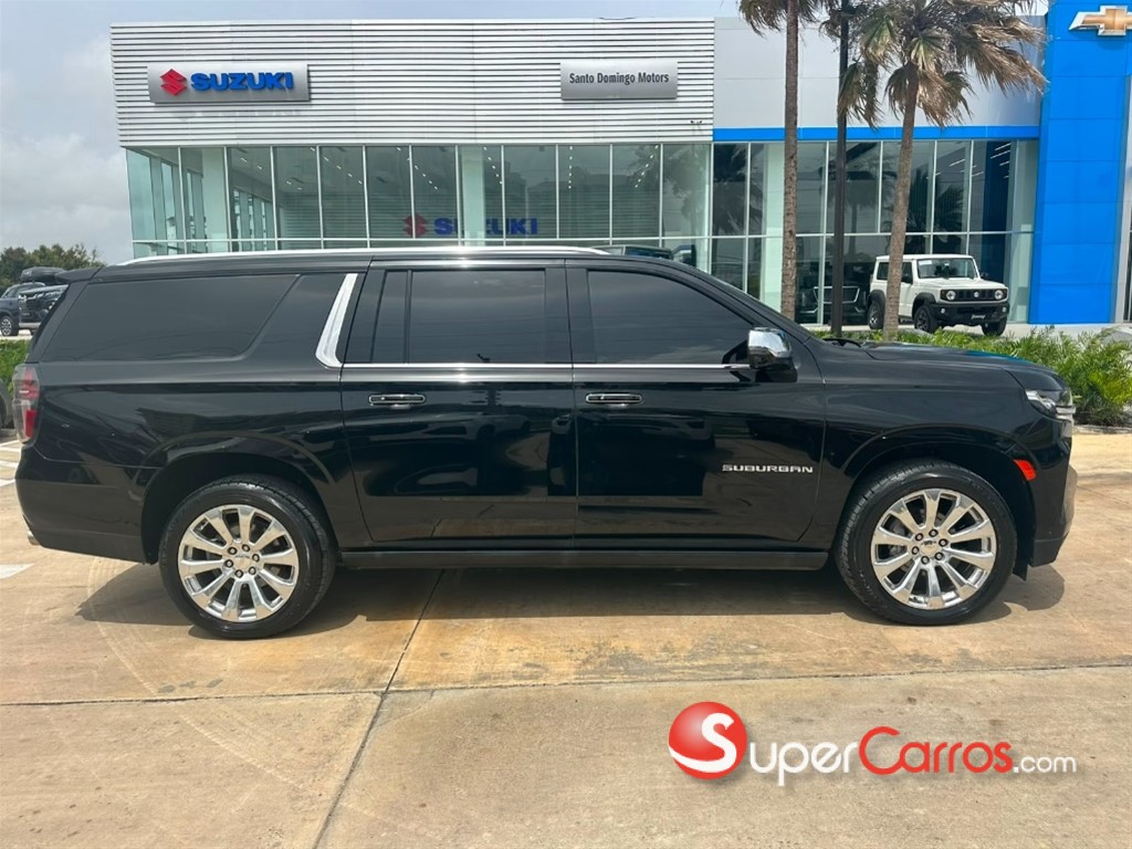 2023 Chevrolet Suburban Premier — foto 9 / 12