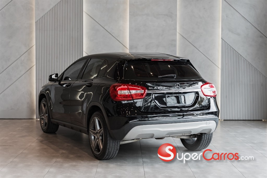 2017 Mercedes-Benz Clase GLA 250 4 Matic — foto 4 / 12
