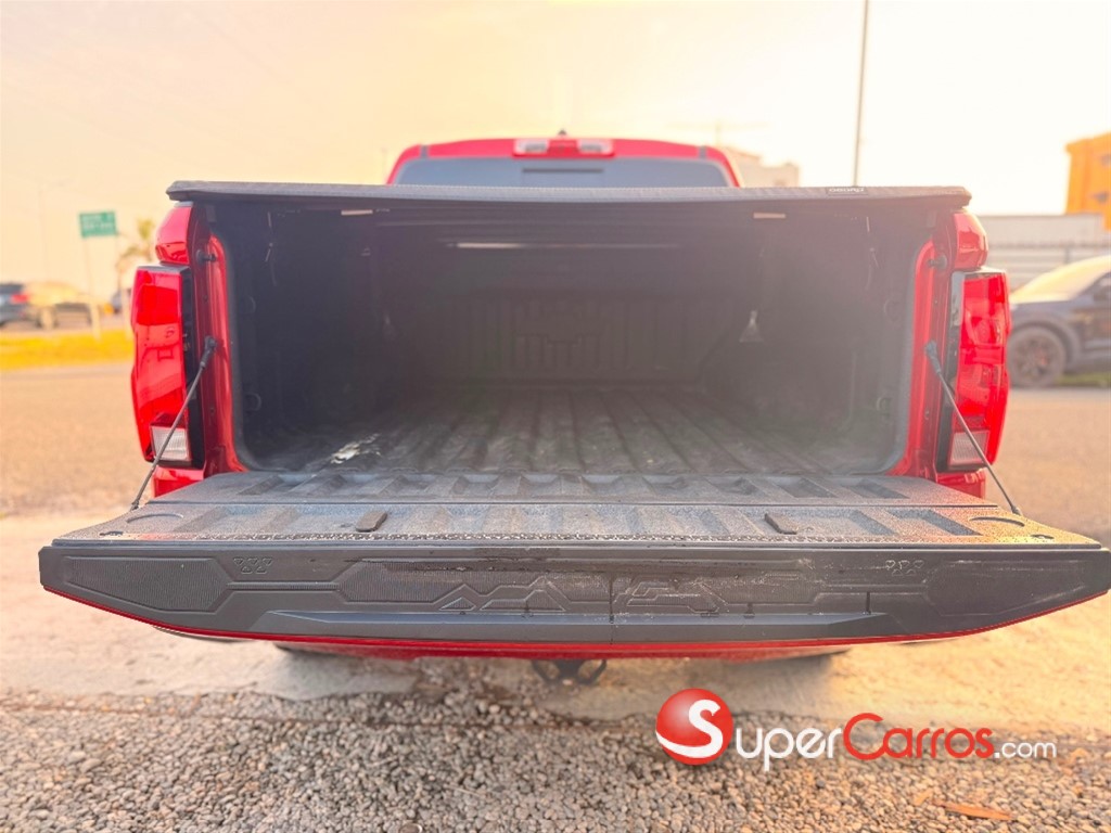 2023 Chevrolet Colorado LT — foto 8 / 9