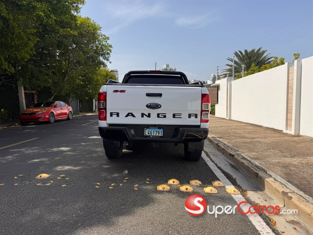 2022 Ford Ranger FX4 — foto 6 / 10