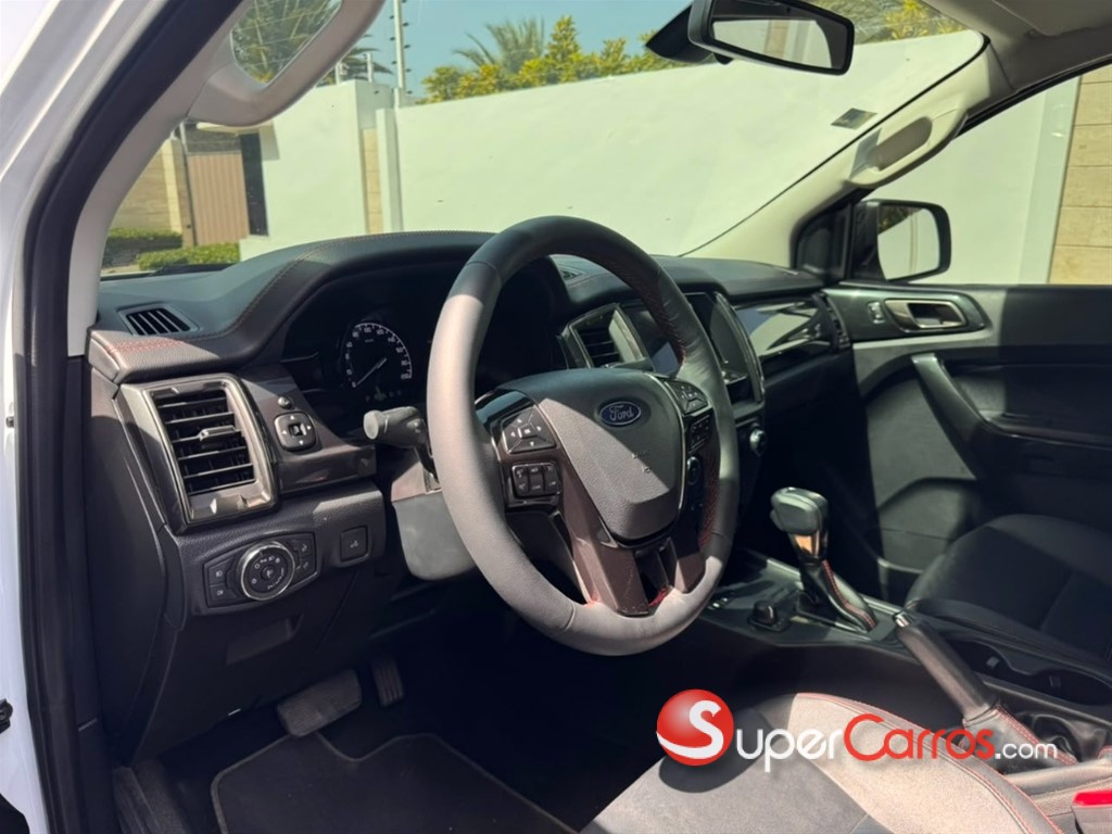 2022 Ford Ranger FX4 — foto 8 / 10