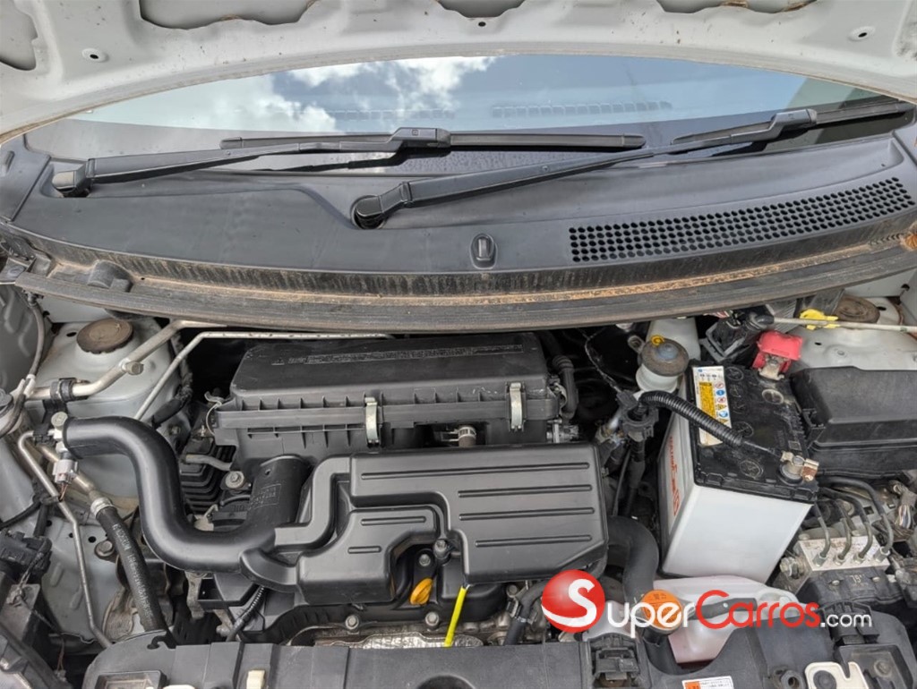 2021 Daihatsu Mira — foto 8 / 8