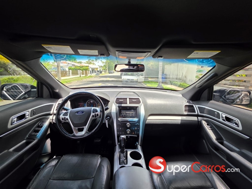 2012 Ford Explorer XLT — foto 7 / 12