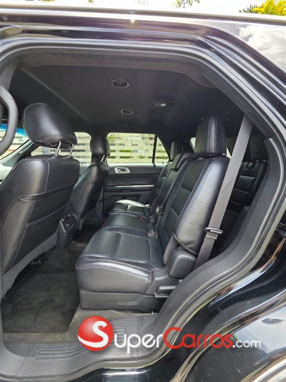 2012 Ford Explorer XLT — foto 8 / 12