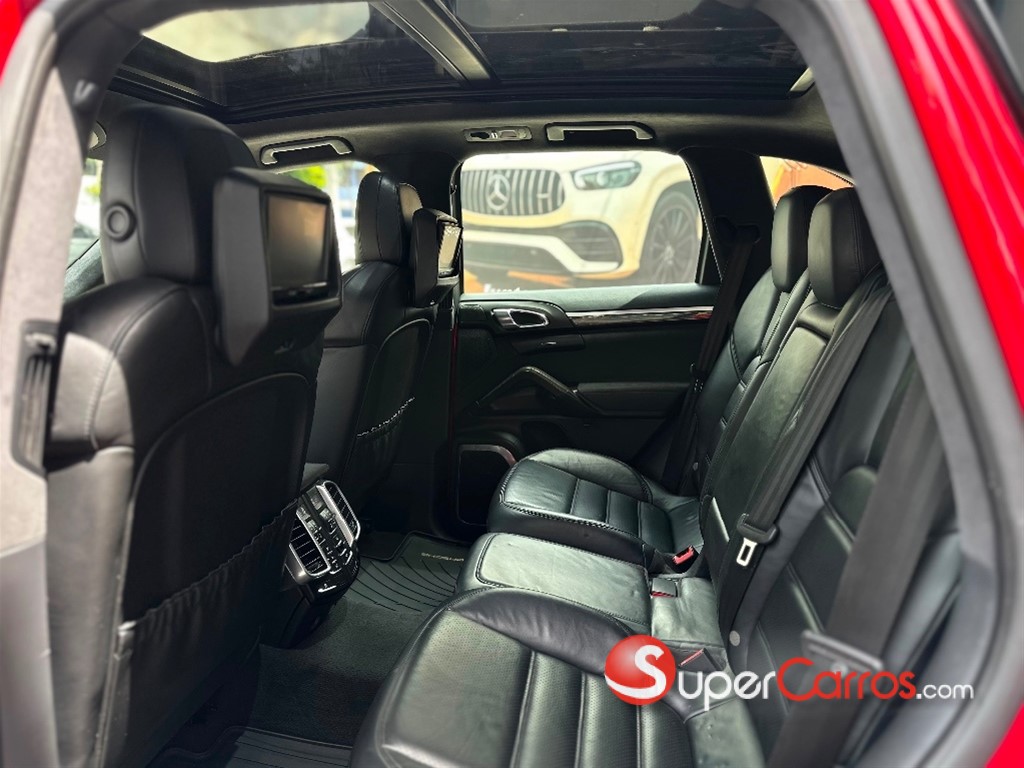2014 Porsche Cayenne GTS — foto 3 / 10