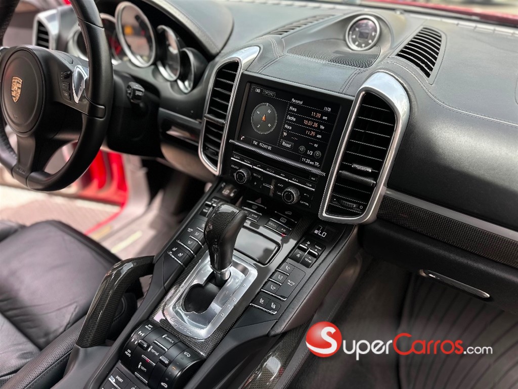 2014 Porsche Cayenne GTS — foto 5 / 10