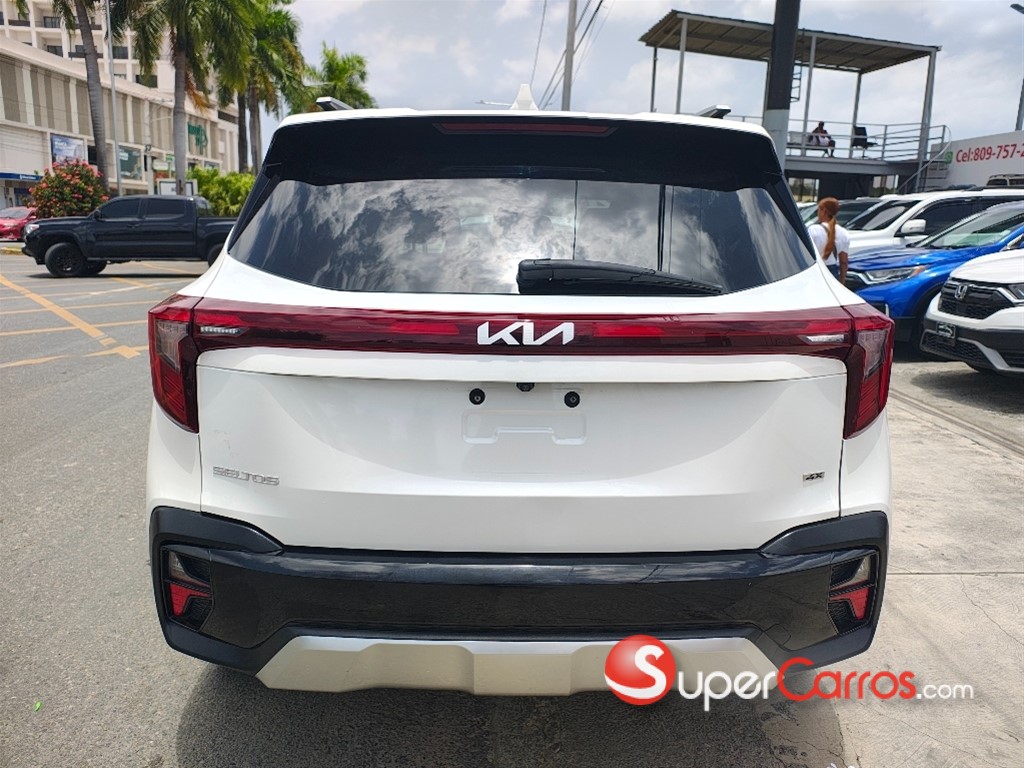 2024 Kia Seltos LX — foto 7 / 8
