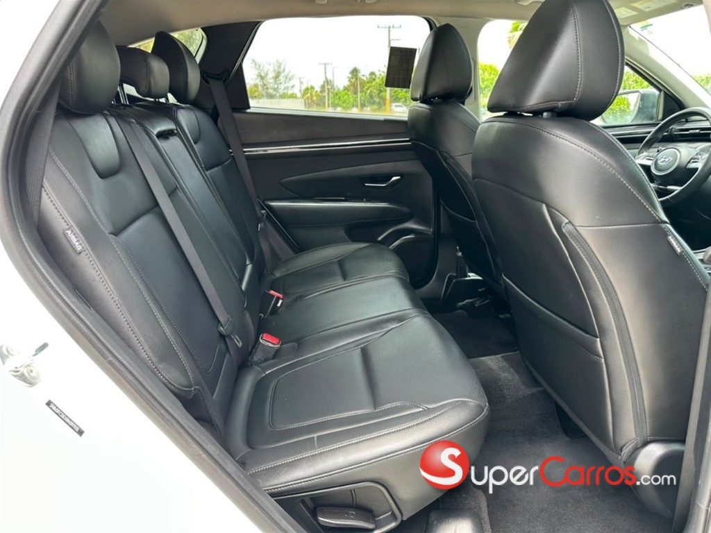 2024 Hyundai Tucson SEL Plus — foto 9 / 12