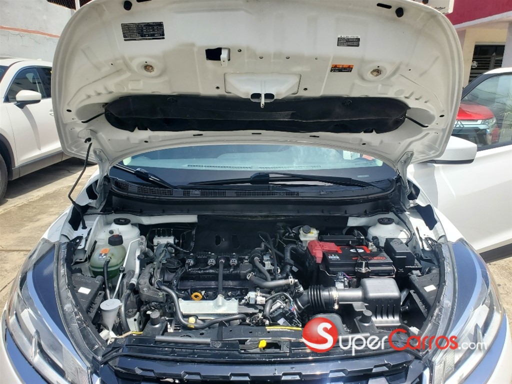 2021 Nissan Kicks SV — foto 2 / 11