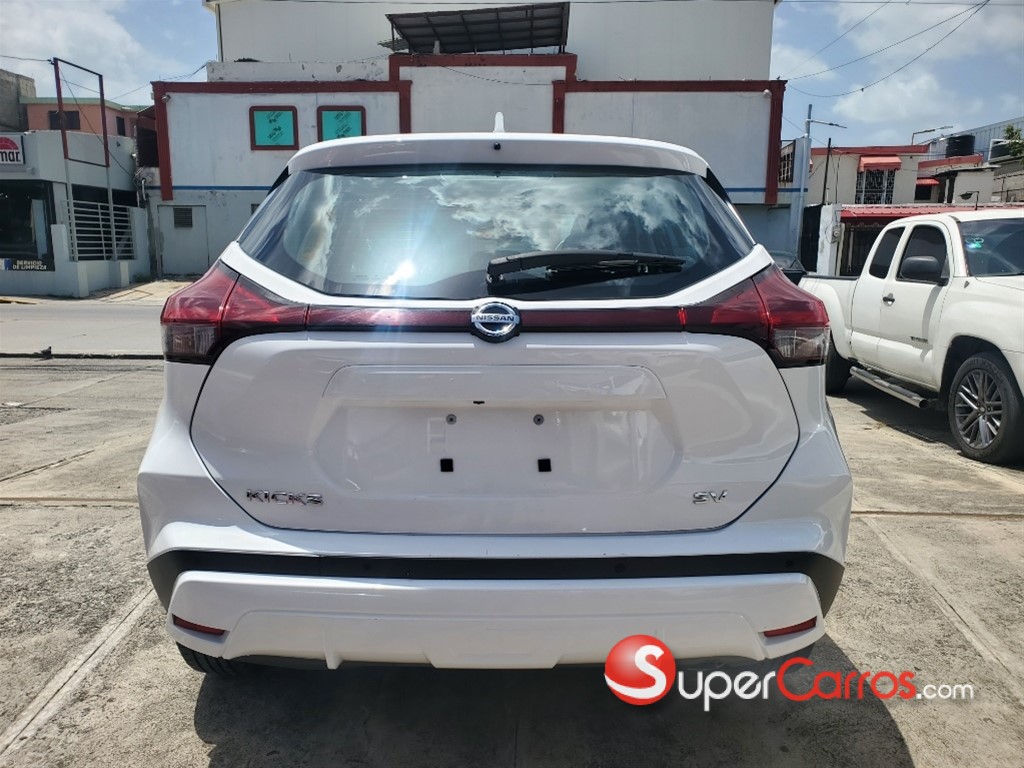 2021 Nissan Kicks SV — foto 8 / 11