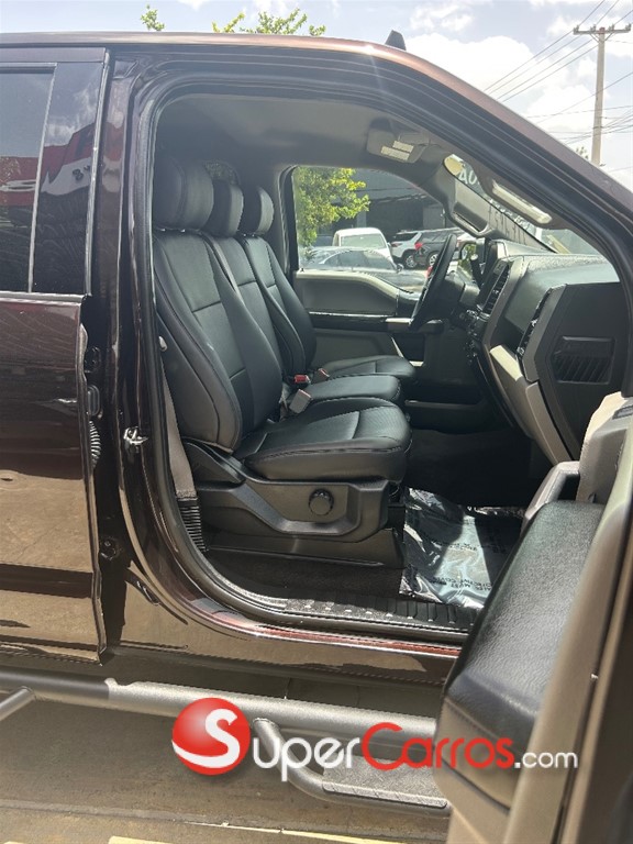 2020 Ford F 150 XLT ECOBOOST — foto 10 / 12