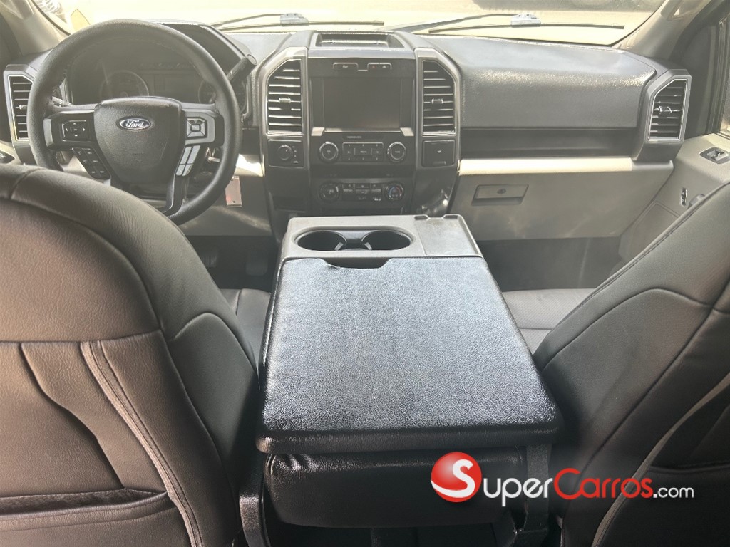 2020 Ford F 150 XLT ECOBOOST — foto 11 / 12