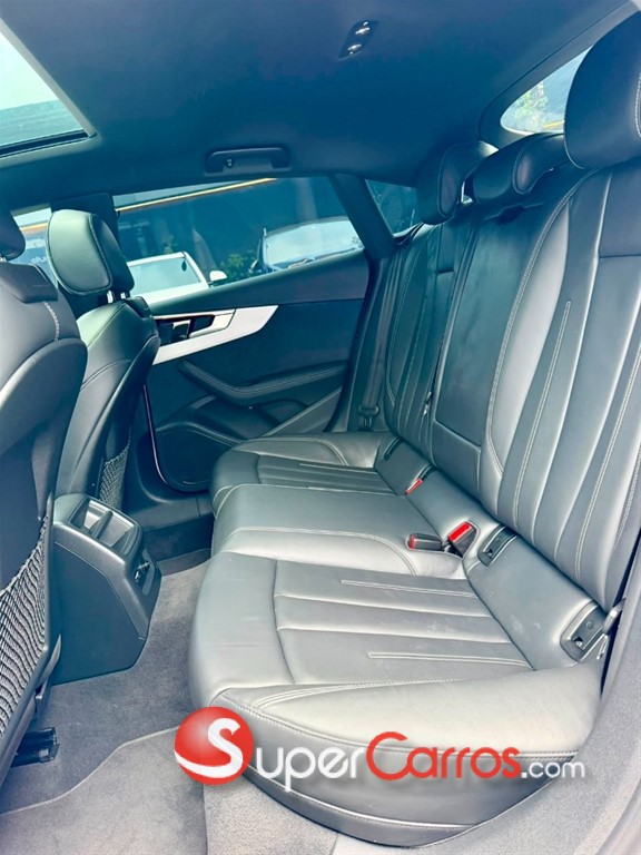 2023 Audi A5 S-Line — foto 7 / 9