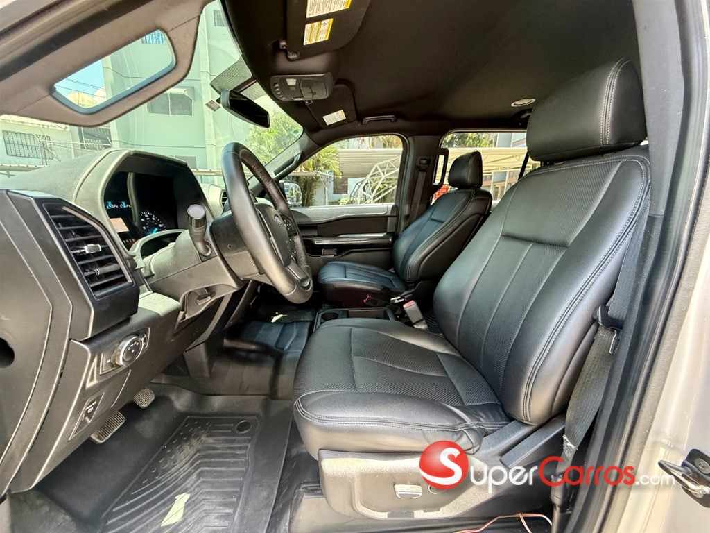 2018 Ford Expedition MAX XLT — foto 5 / 12