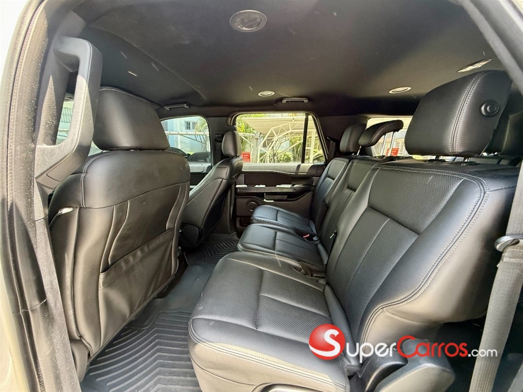 2018 Ford Expedition MAX XLT — foto 6 / 12