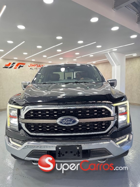 2021 Ford F 150 King Ranch — foto 2 / 9